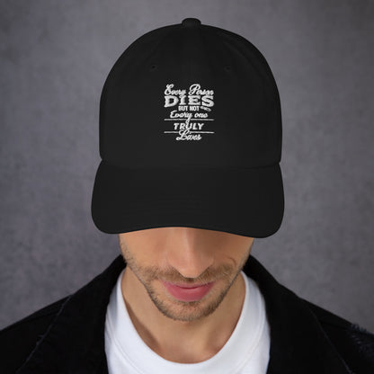 Live 100% hat